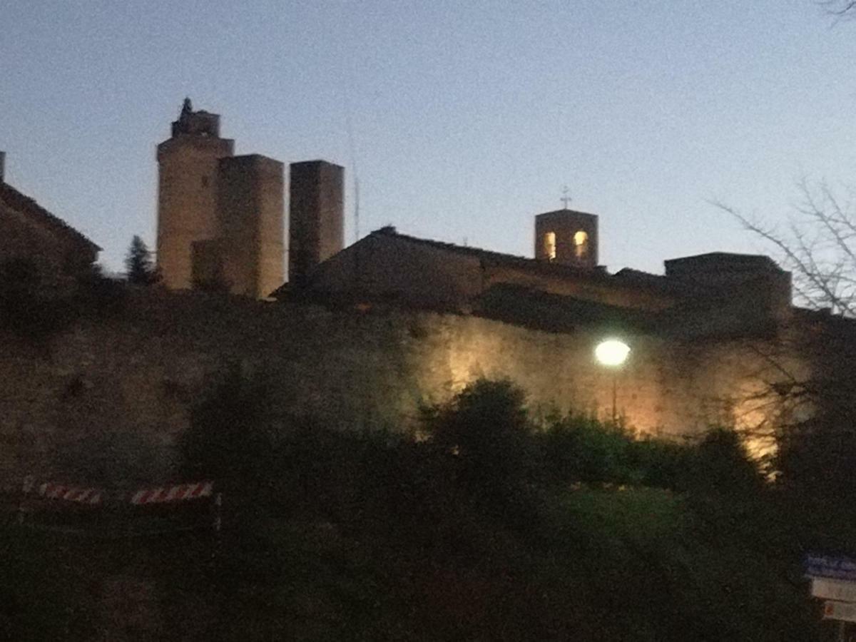 Sotto Le Mura Di Leonardo San Gimignano Exterior foto